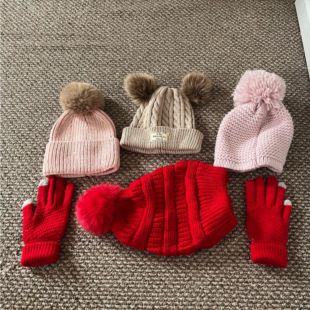 Hat bundle set with gloves